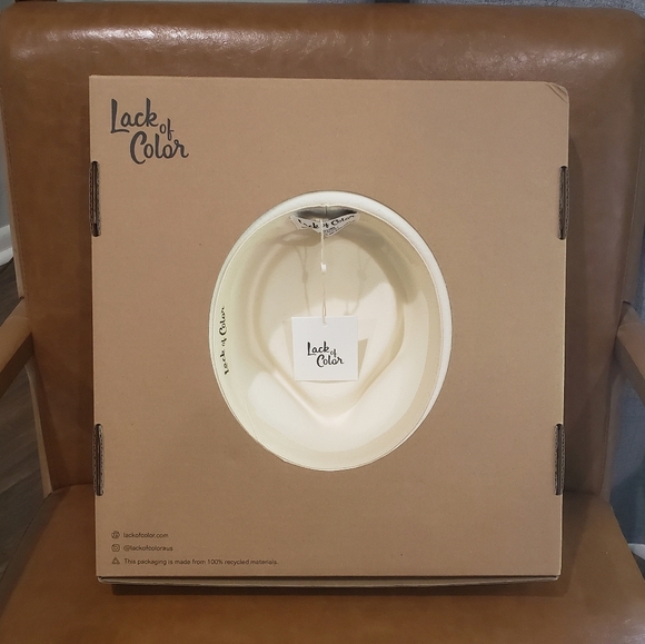 Lack Of Color White Hat with Green Band - Picture 13 of 14